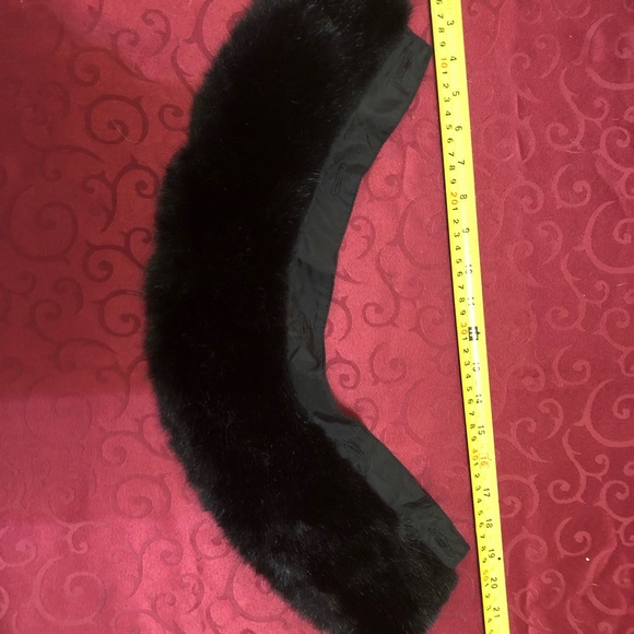Accessories - Faux fur collar
